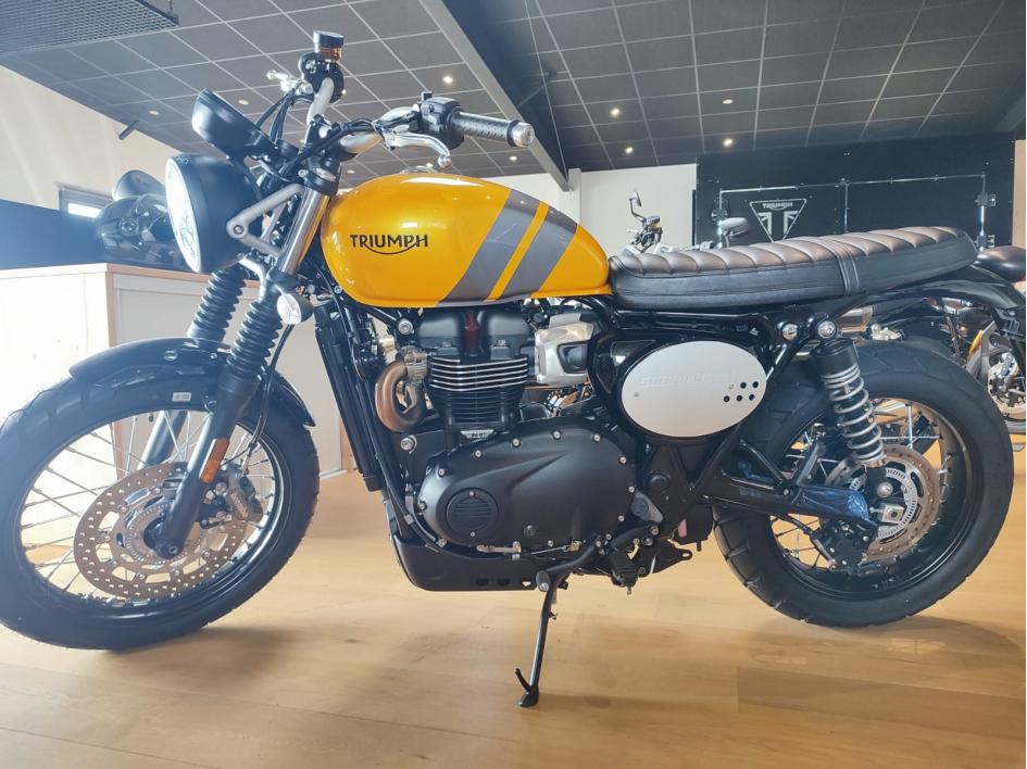 TRIUMPH SCRAMBLER 900
