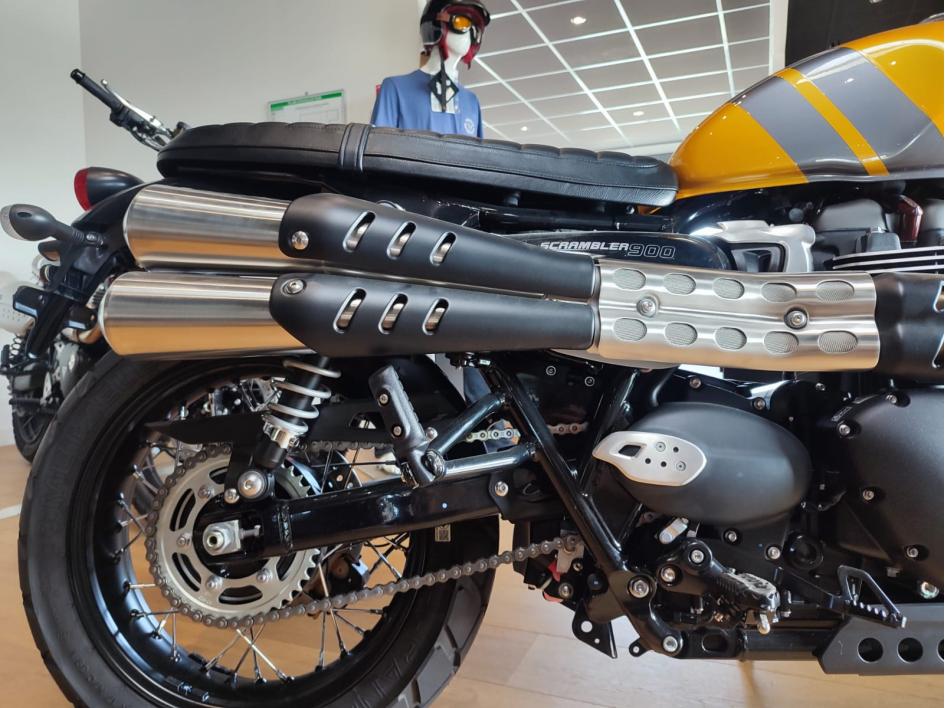 TRIUMPH SCRAMBLER 900