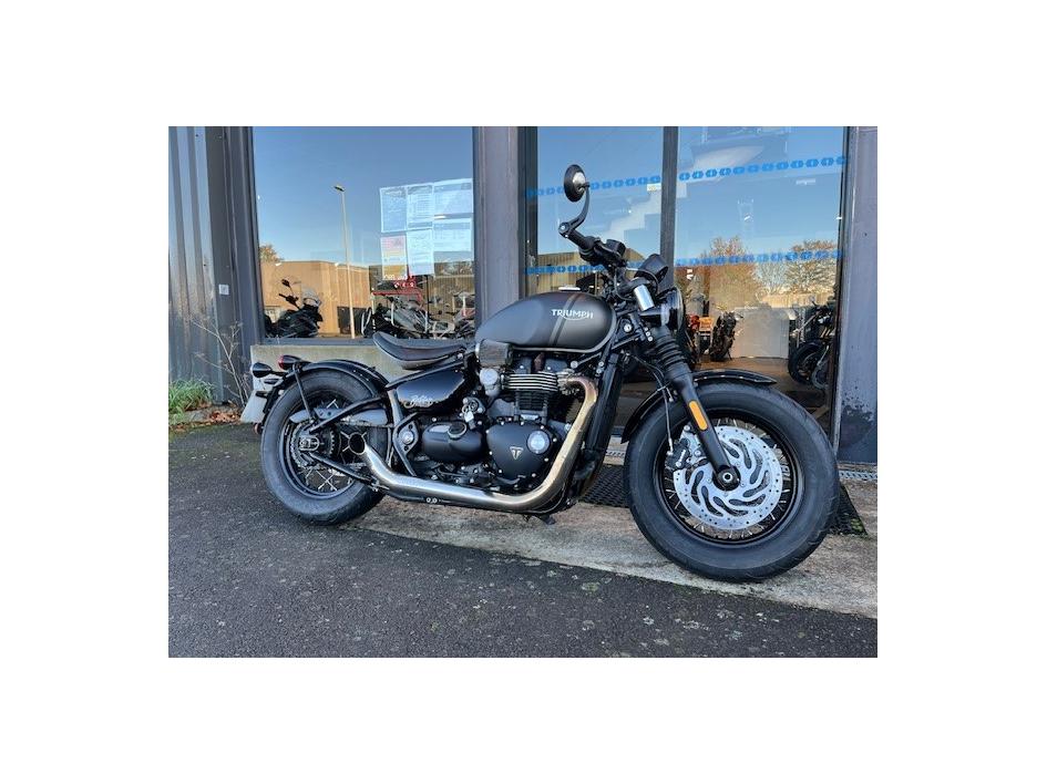 TRIUMPH Bonneville Bobber 1200 