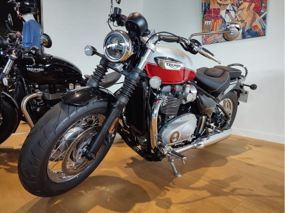 TRIUMPH BONNEVILLE SPEEDMASTER 1200