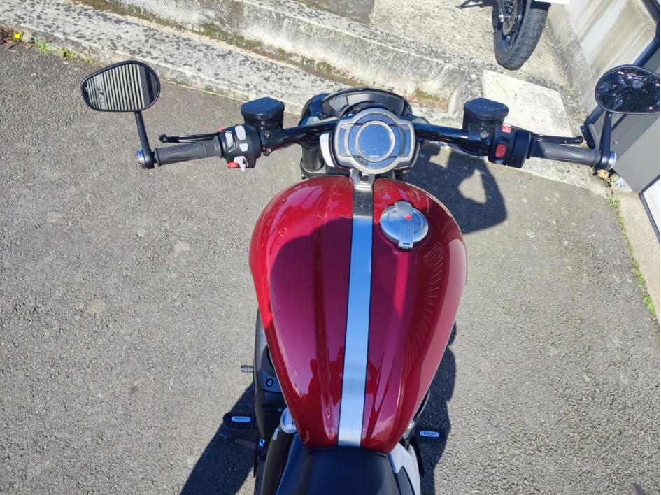 TRIUMPH ROCKET 3 R