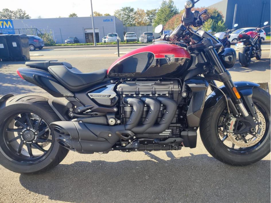 TRIUMPH ROCKET 3 R