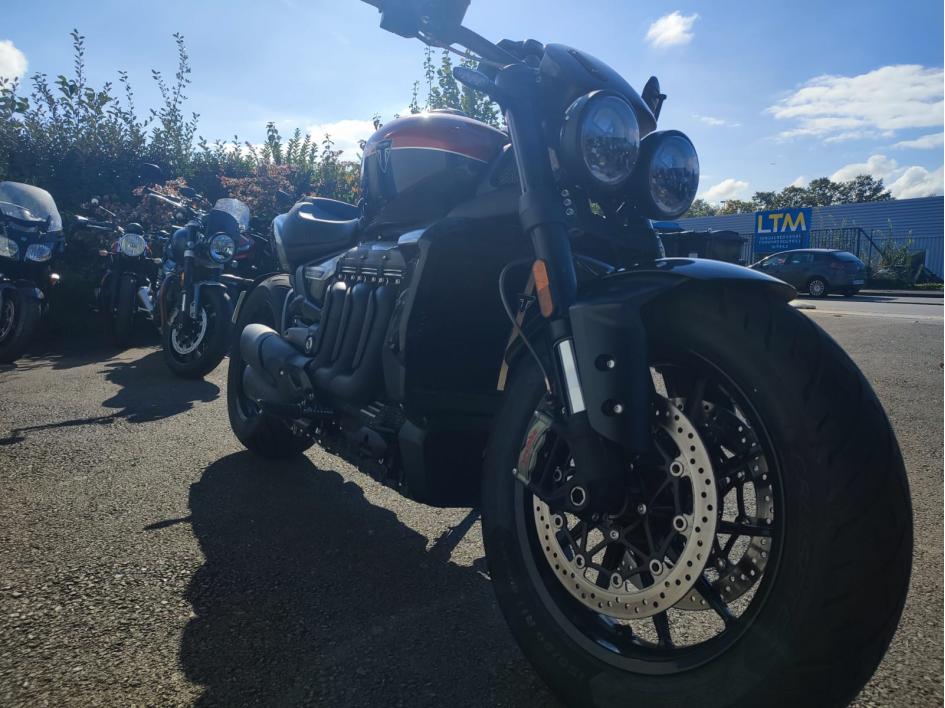 TRIUMPH ROCKET 3 R