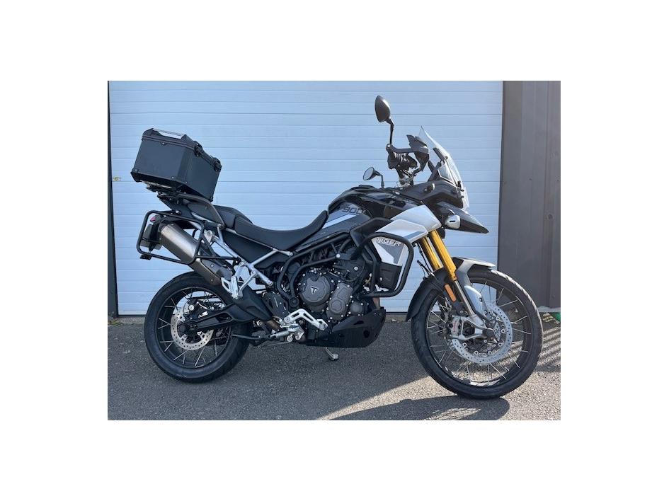TRIUMPH TIGER 900 RALLY
