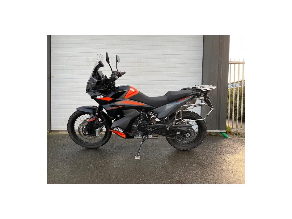 KTM 890 ADVENTURE