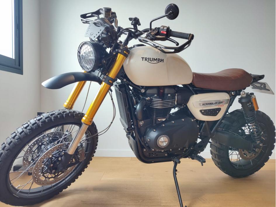 TRIUMPH SRAMBLER 1200 XE ESTREM