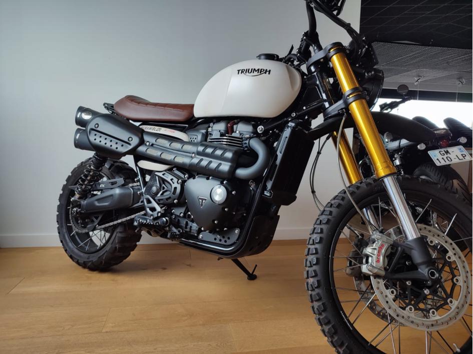 TRIUMPH SRAMBLER 1200 XE ESTREM