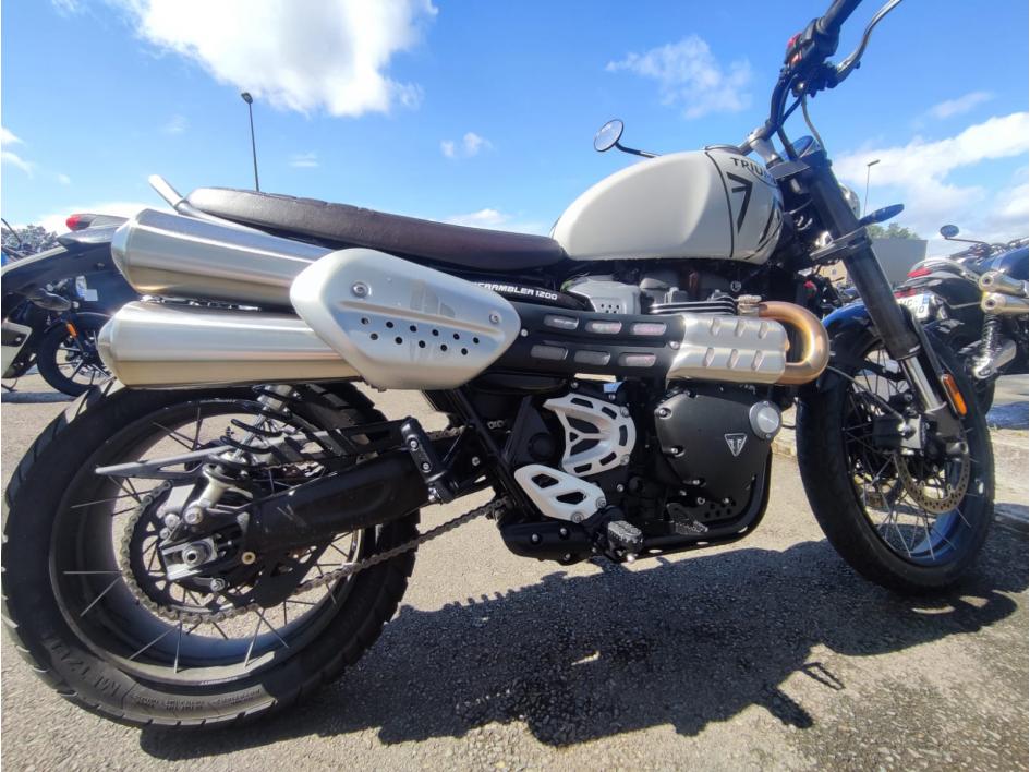 TRIUMPH SCRAMBLER 1200