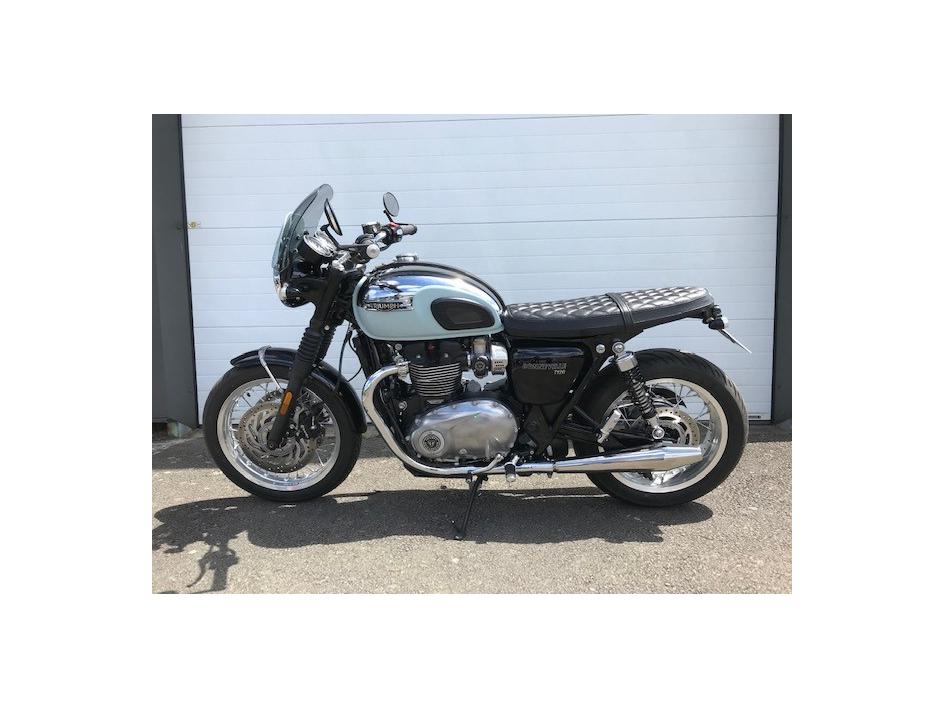 TRIUMPH BONNEVILLE T120 CHROME