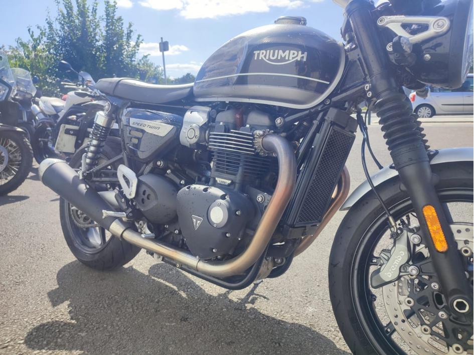 TRIUMPH SPEED TWIN 1200