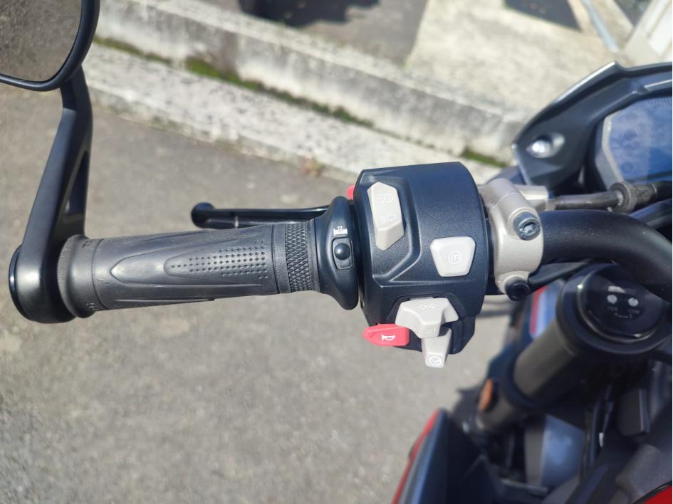 TRIUMPH STREET TRIPLE 765 RS