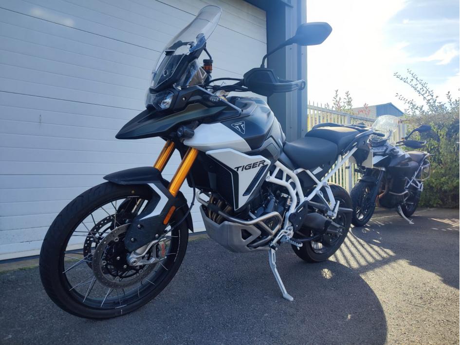 TRIUMPH TIGER 900 RALLY PRO
