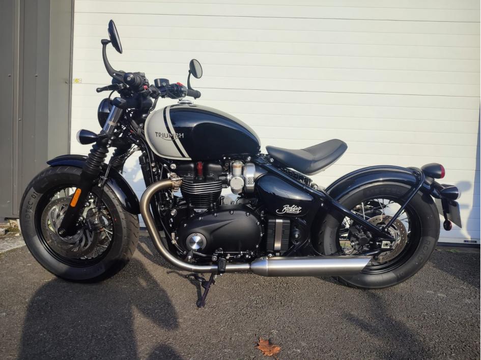 TRIUMPH Bonneville Bobber 1200
