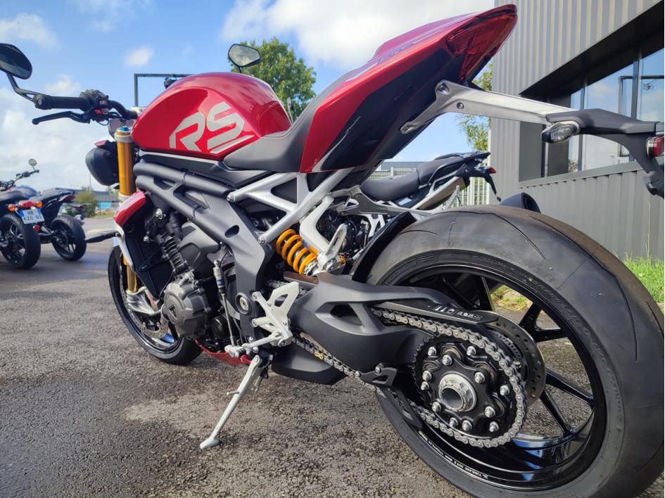 TRIUMPH SPEED TRIPLE 1200 RS