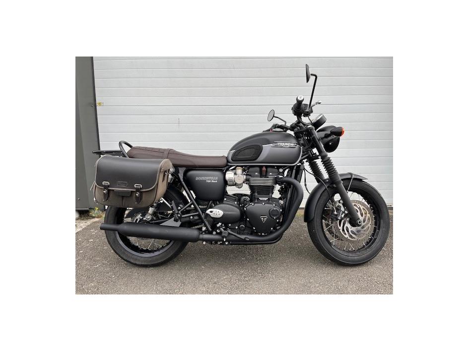 TRIUMPH Bonneville T120 Black