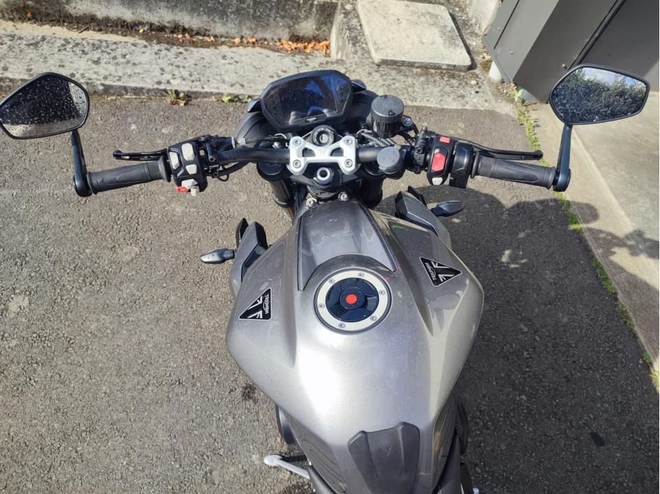 TRIUMPH STREET TRIPLE 765 RS