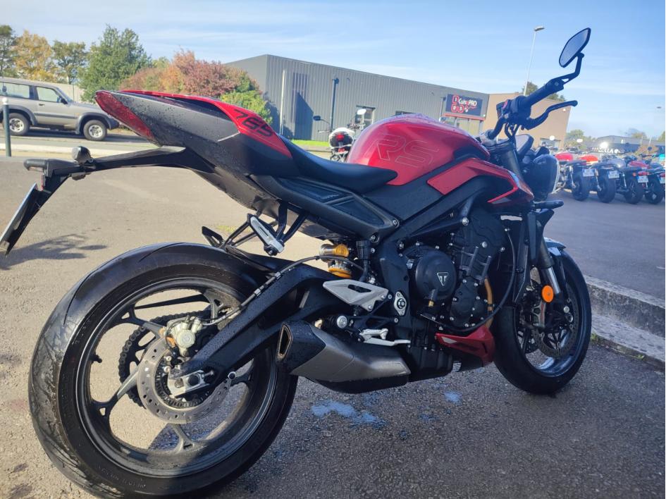 TRIUMPH STREET TRIPLE 765 RS