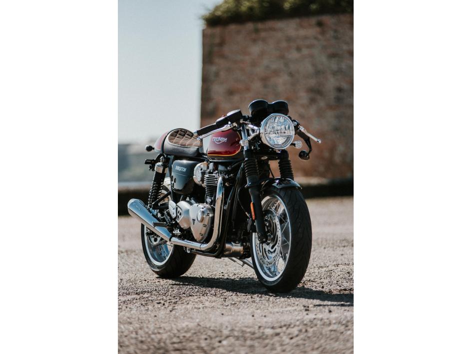 1200 THRUXTON CLASSIC VINTAGE