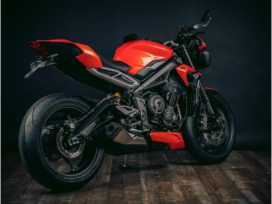 765 STREET TRIPLE RS LUCIFER ORANGE