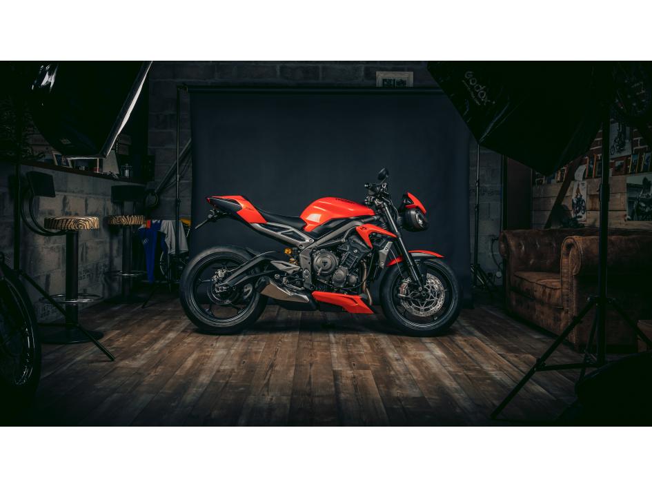 765 STREET TRIPLE RS LUCIFER ORANGE
