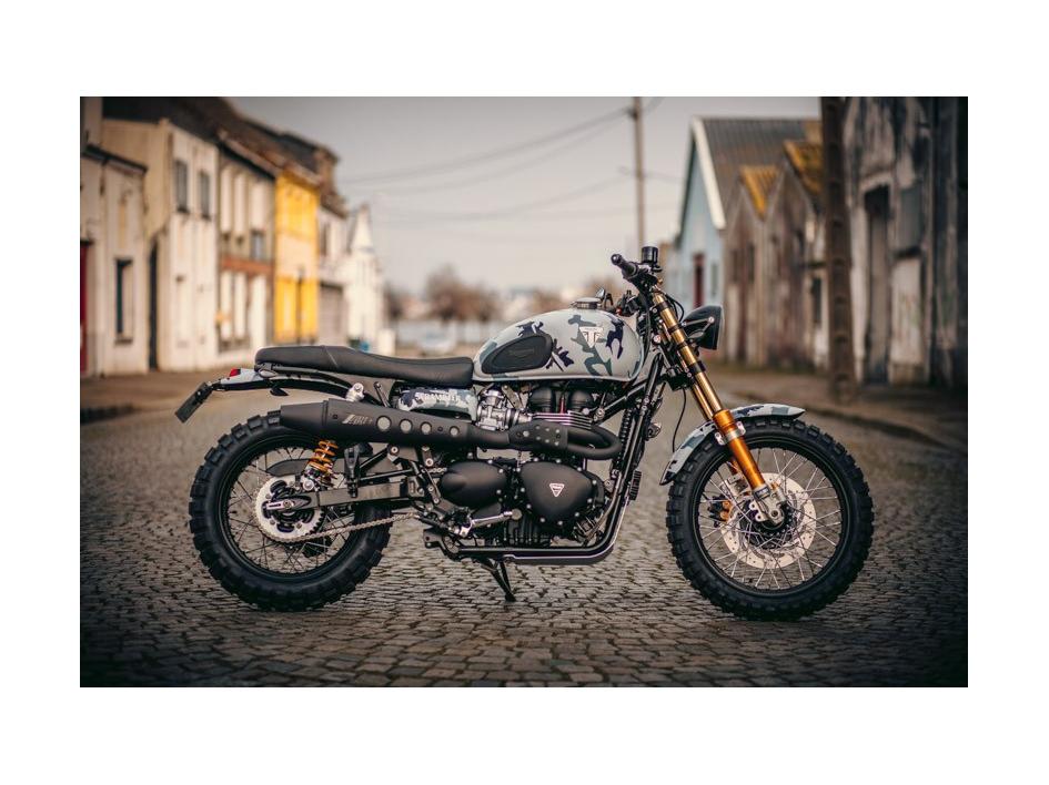 900 SCRAMBLER (ICE DESERT)