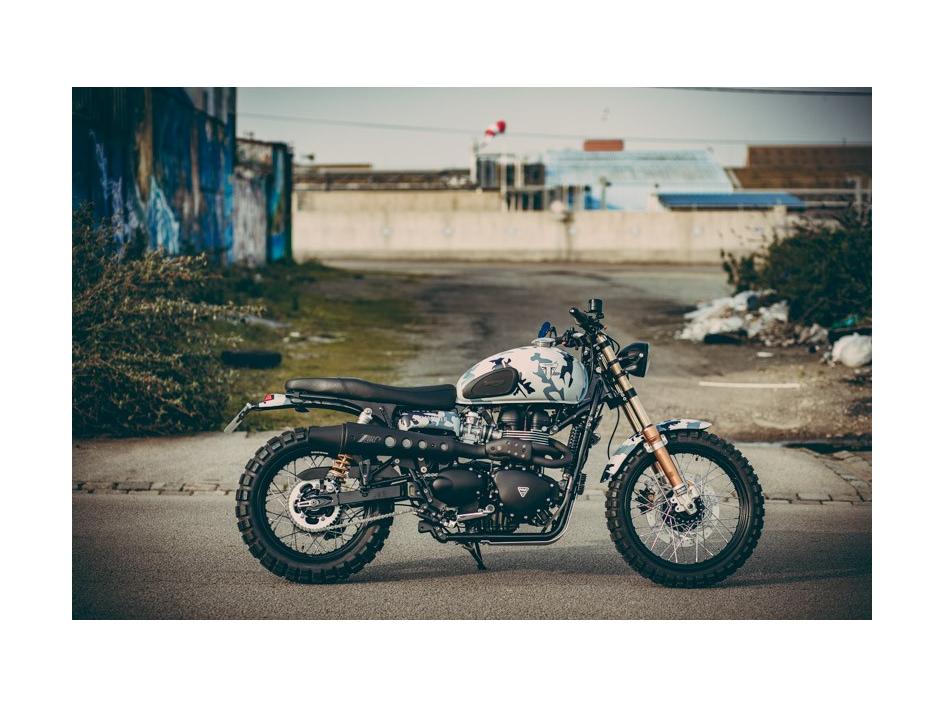 900 SCRAMBLER (ICE DESERT)