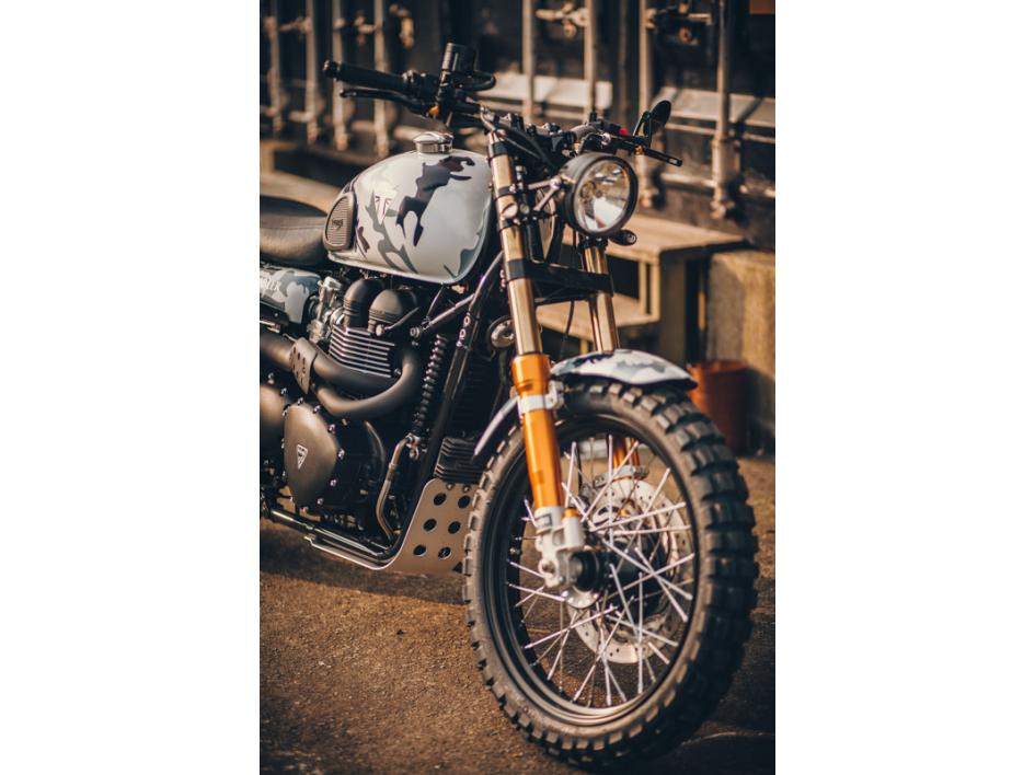 900 SCRAMBLER (ICE DESERT)