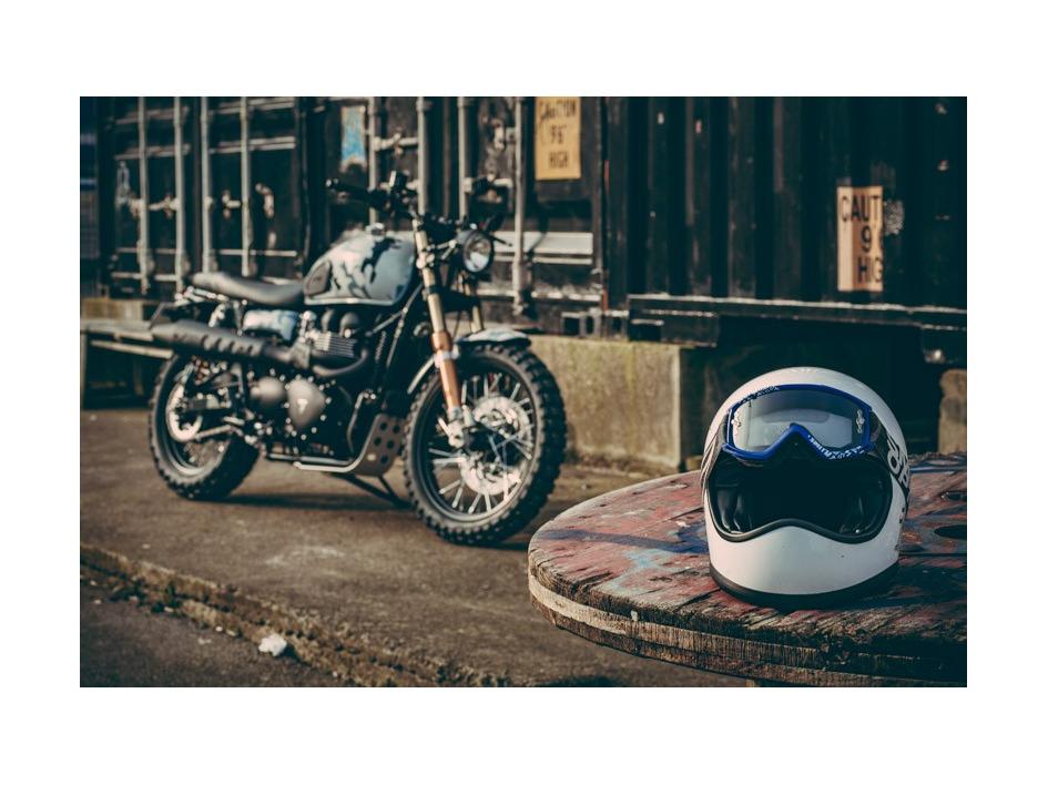 900 SCRAMBLER (ICE DESERT)