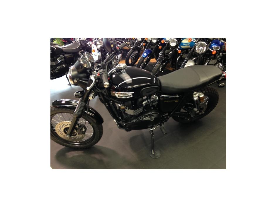 900 SCRAMBLER JET BLACK