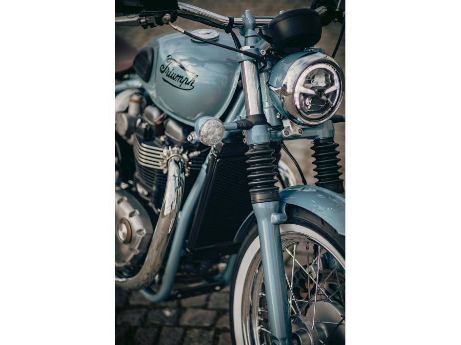 BOBBER (THUNDERBIRD 1949)