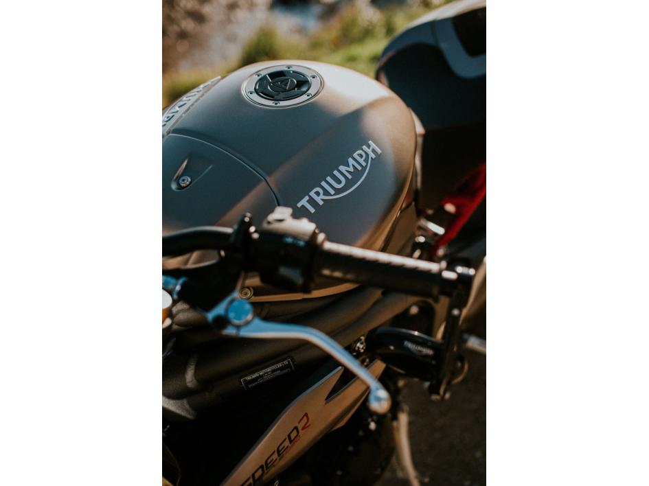SPEED TRIPLE R TITANIUM SPOKED WHEELS