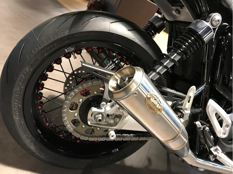 TRIUMPH 1200 SPEED TWIN SPOKED WHEELS
