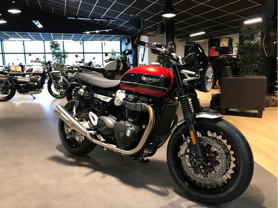 TRIUMPH 1200 SPEED TWIN SPOKED WHEELS